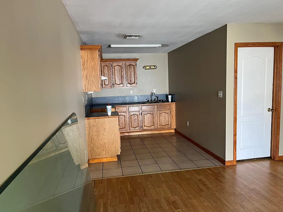 314 Veterans Ave #22