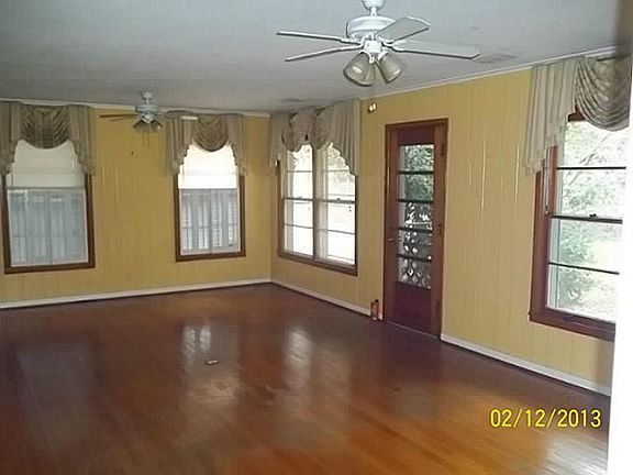 3rd image of 114 Monticello Dr
