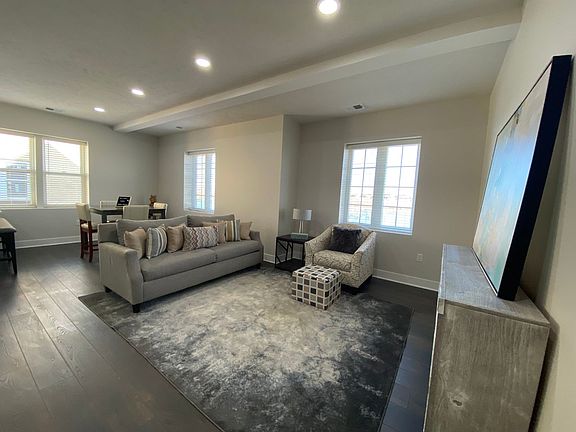3rd image of 13044 Montauk Ct #203