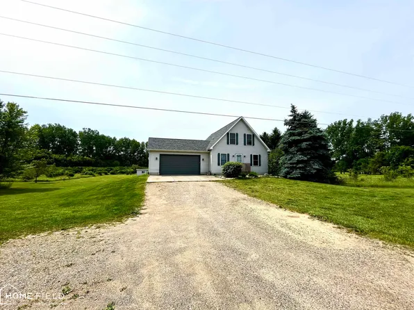 8387 Simpson Rd, Ovid, MI 48866