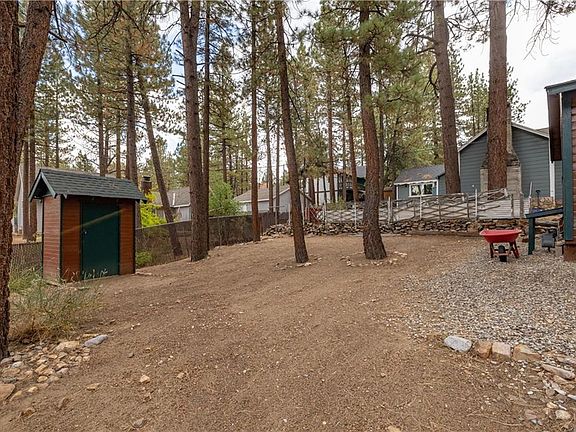 4th image of 647 Merced St