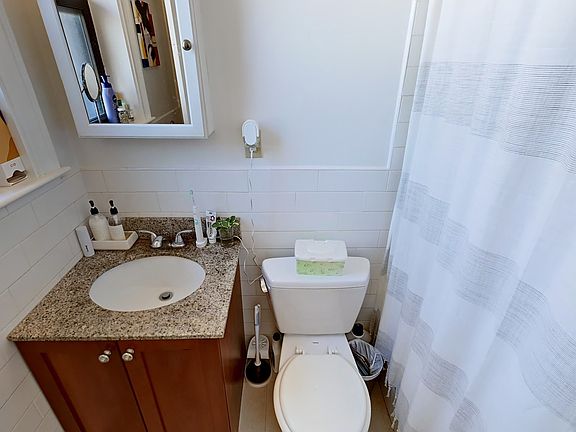 5th image of 76 Quint Ave APT 7