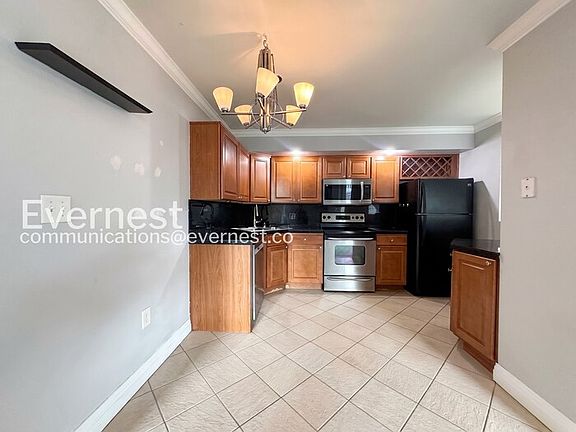 3rd image of 601 W 11th Ave APT 506