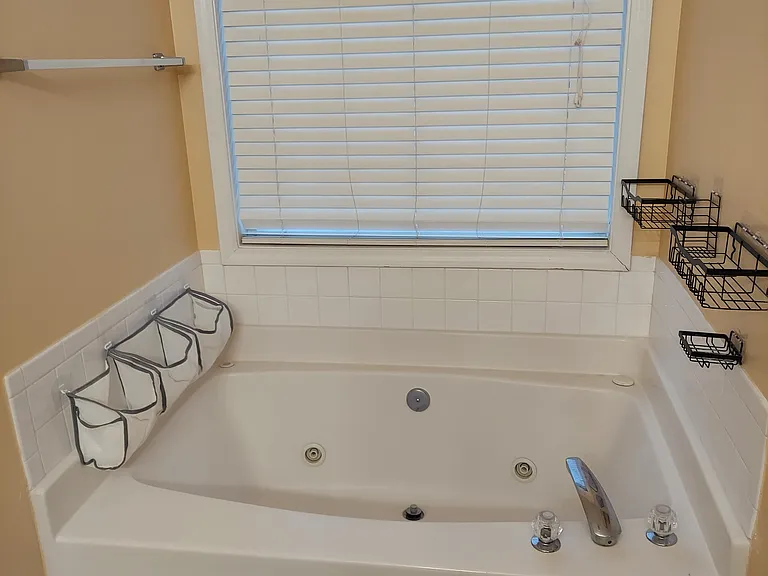 702 Fitzgerald Pl — Photo 33