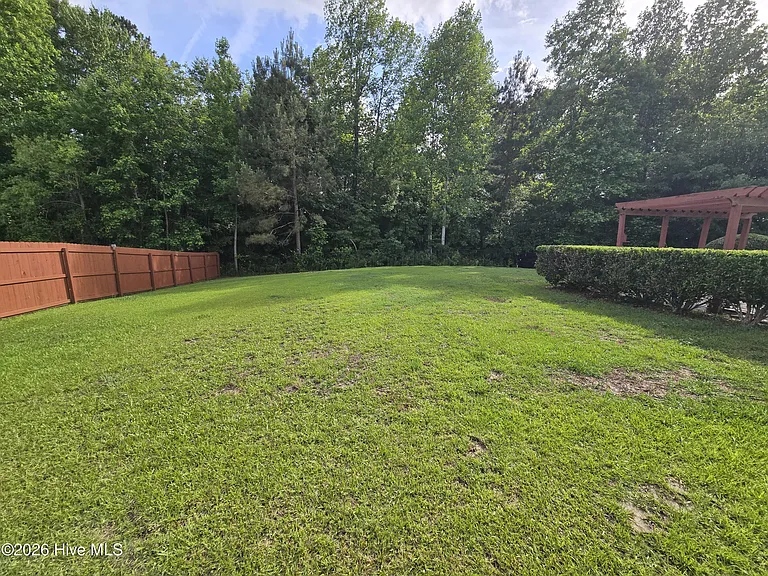305 Cabin Cir — Photo 24