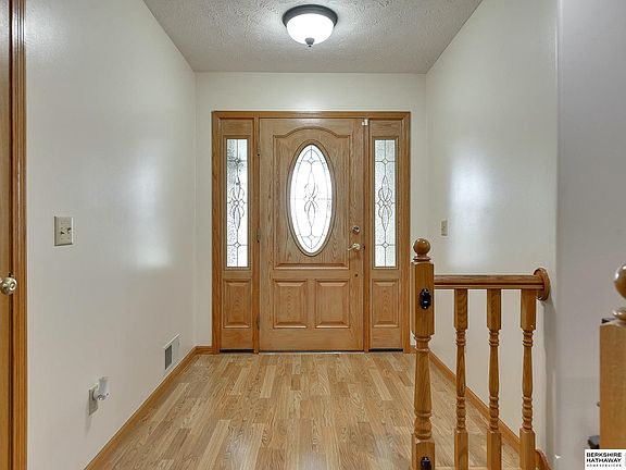 5th image of 13802 S 41st St