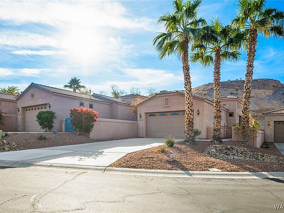 2nd image of 2680 Desert Flowers Drive
