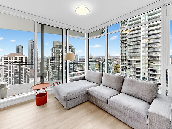 2nd image of 2085 Skyline Ct #2602