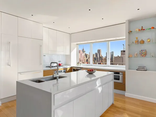 555 West 59th Street image 4 of 14