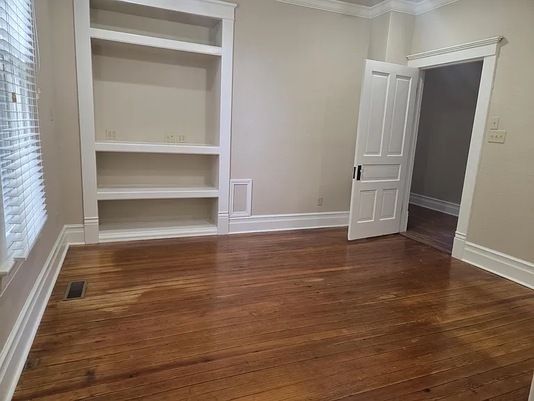 805 Lewis St #A — Photo 8