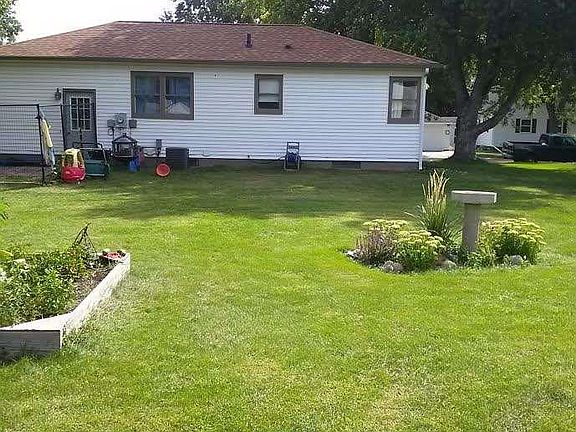 3rd image of 509 N Olive Ave