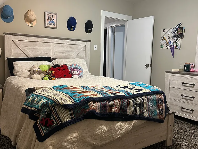 2 Hyacinth St #3 — Photo 15