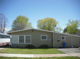 1015 S 3rd St, Lakeview, OR 97630