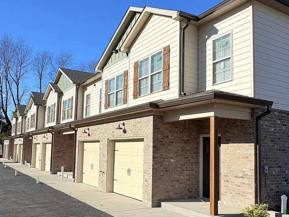 721 Plano Rd #301