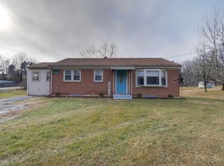 853 Old White Hill Rd, Stuarts Draft, VA 24477