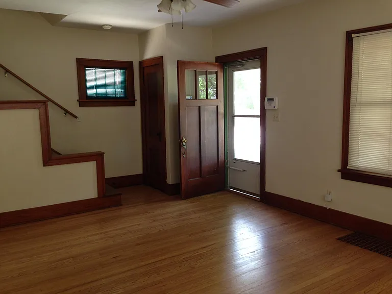 523 Fairchild St — Photo 8