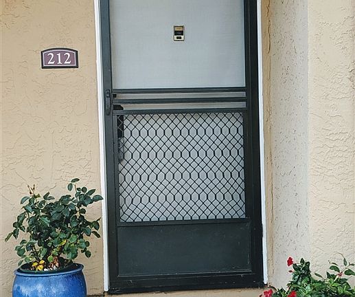 3rd image of 930 Via Mil Cumbres Unit 212