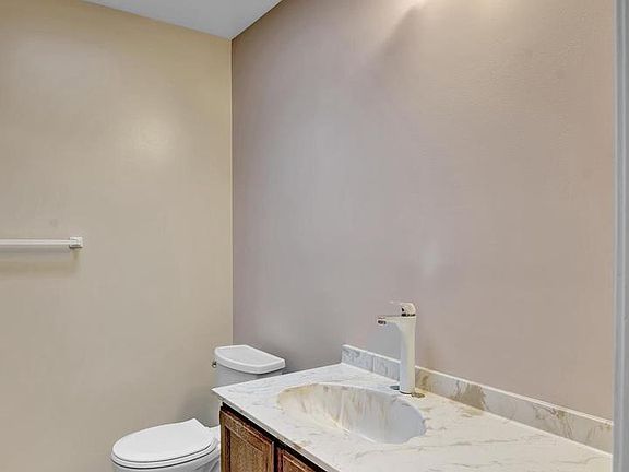3rd image of 9023 Patton Blvd