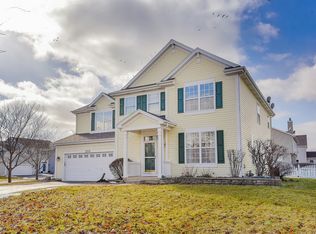 270 Ashcroft Ln, Oswego, IL 60543