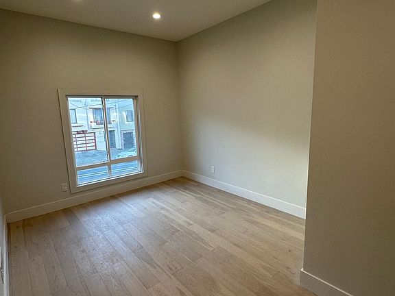 4th image of 1450 20th Ave #B