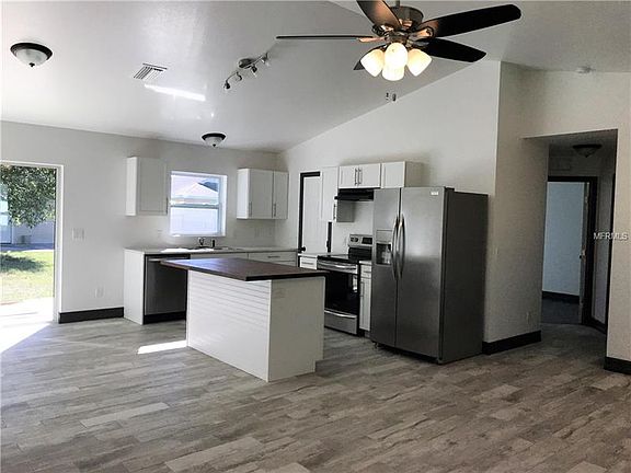 2nd image of 402 N Lee Ave