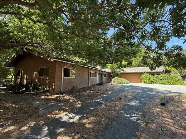 11955 Santa Lucia Rd, Atascadero, CA 93422