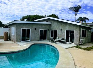 18333 Arminta St, Reseda, CA 91335