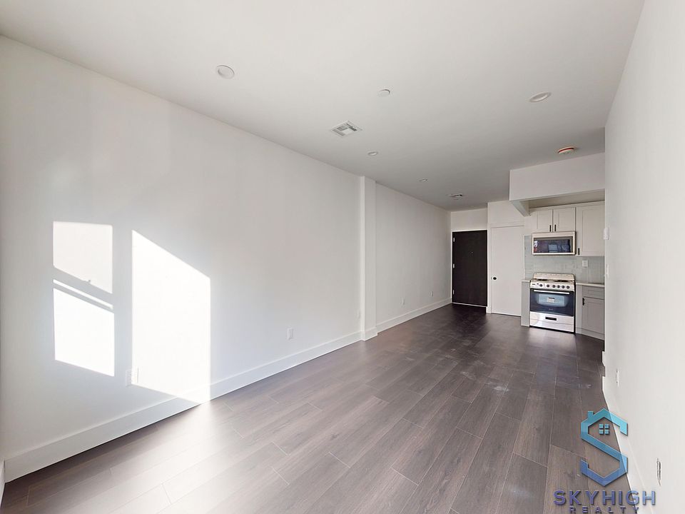1st image of 239 E 28th St #2H