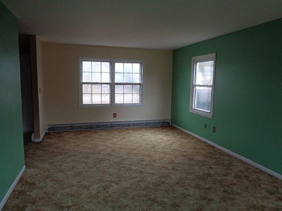 4th image of 414 Bellarmine Dr W