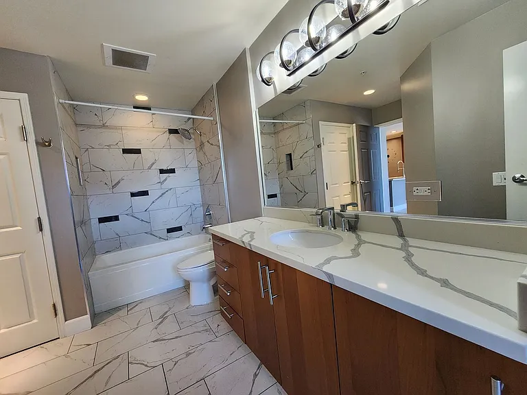 200 W Sahara Ave #502 — Photo 21