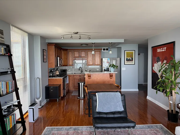 1850 N Clark St #2207 — Photo 10