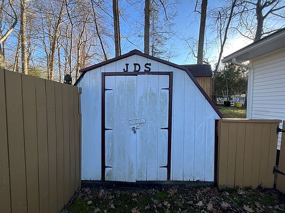 5th image of 355 Ridgepark Dr