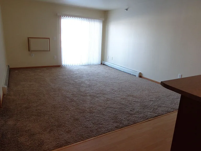 West Lake III Apartments — Photo 42