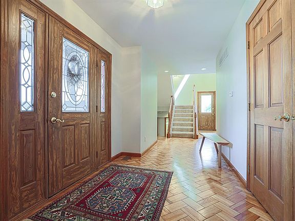 4th image of 6540 Stonehenge Blvd