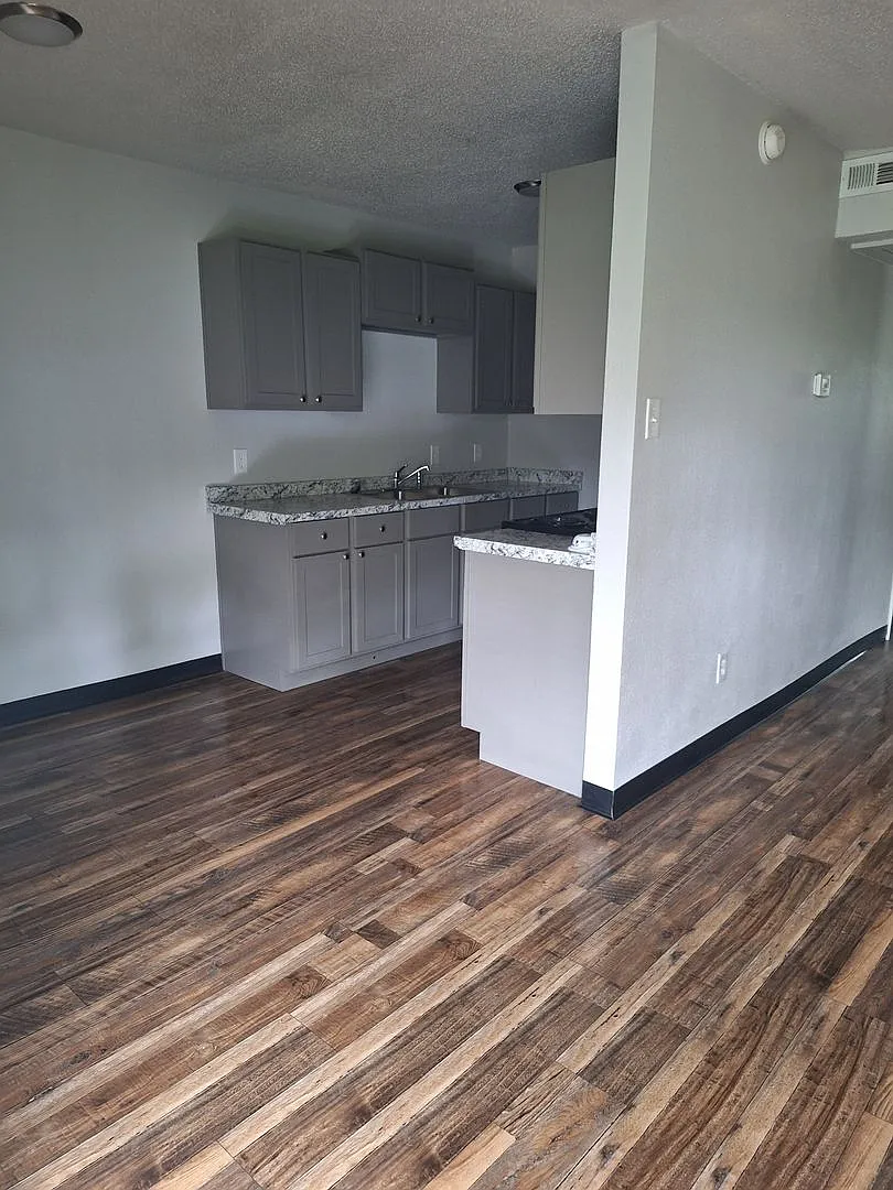 CFP-Y Street Apartments — Photo 2