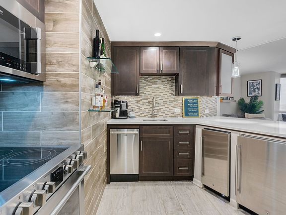 5th image of 5415 N Sheridan Rd APT 4010