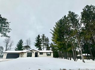 857 Colleen Circle Dr, Quinnesec, MI 49876