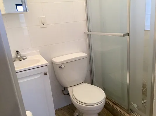 Rented by Bohemia Realty Group | media 26