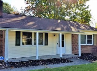 903 Munster Ave, Greensboro, NC 27406