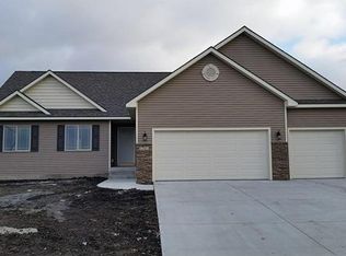1301 Caitlin Ct SE, Bondurant, IA 50034