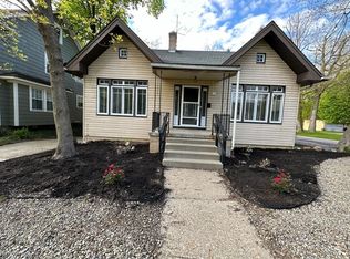3315 Euclid Heights Blvd, Cleveland Heights, OH