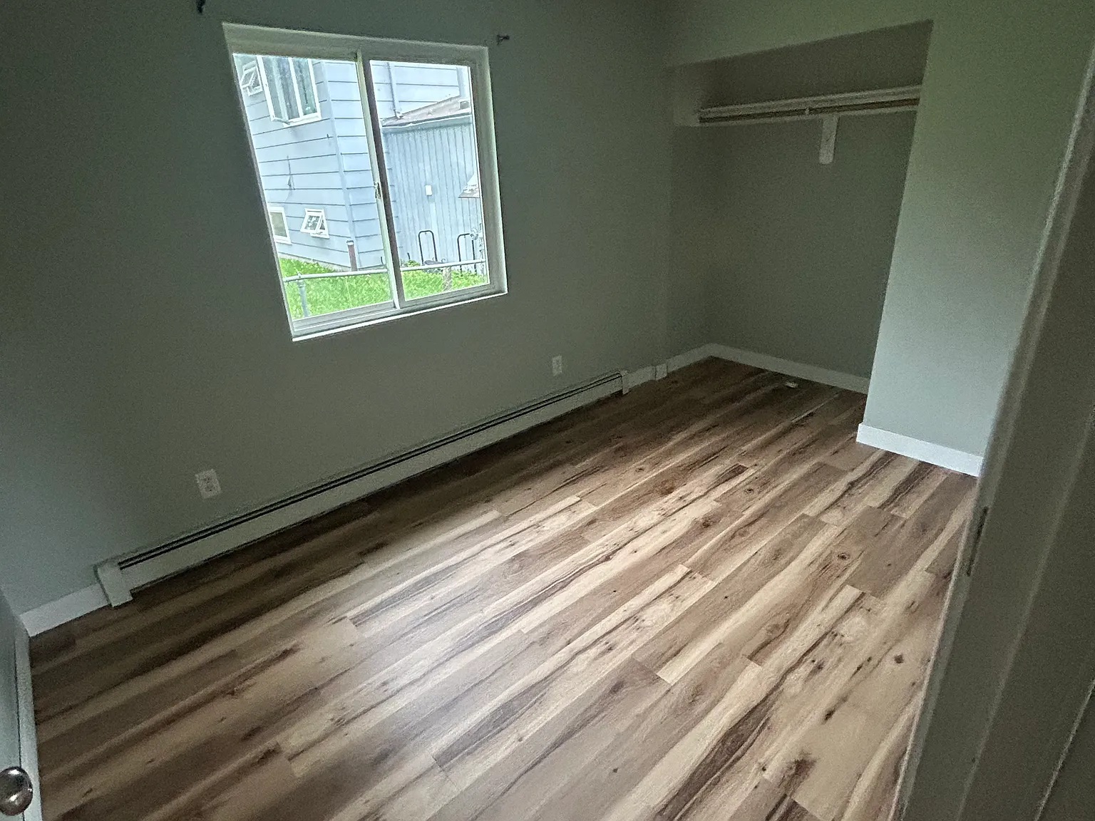 3 bed, 1600 sqft, $2,500 — Photo 4