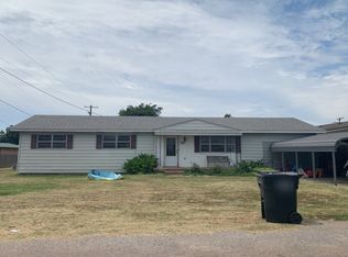 116 N 3rd St, Thomas, OK 73669