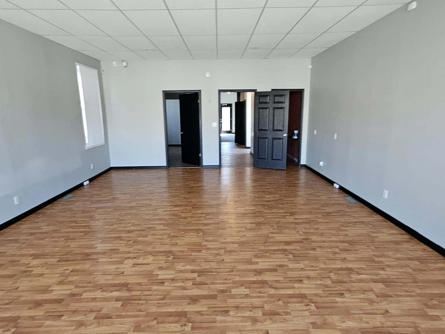 602 Burlington Ave - 602 — Photo 3