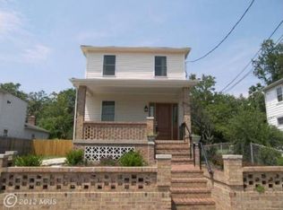 4616 Hunt Pl NE, Washington, DC 20019