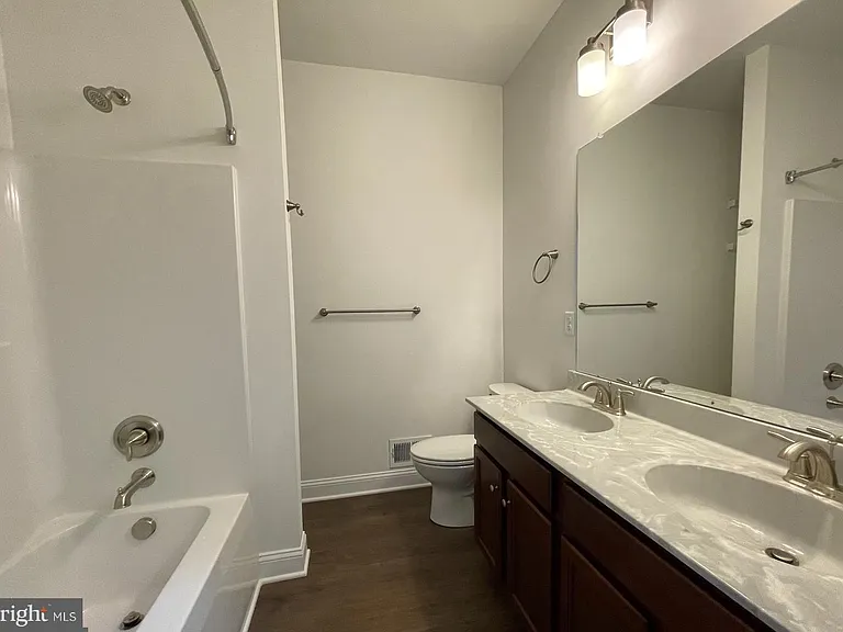 1906 Porter Rd — Photo 14