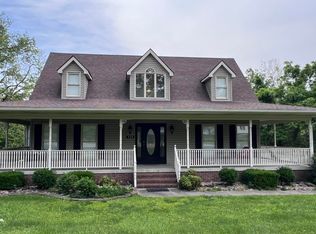 135 Maple Dr, Mount Vernon, KY 40456