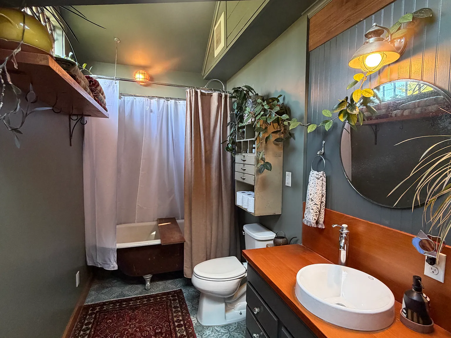 2 bed, 1.5 bath, 1200 sqft, $2,750 — Photo 4