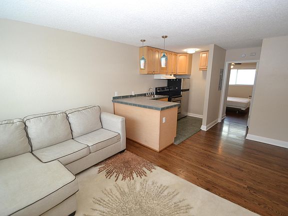 4th image of 120 14th Ave #B-12