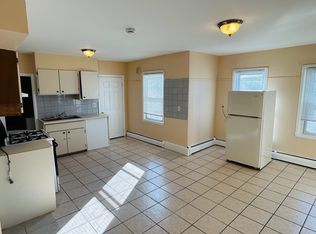 25 Fallon Ave FLOOR 2, Providence, RI 02908